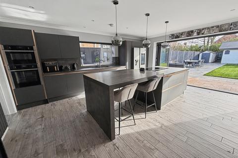 4 bedroom semi-detached house for sale, Wimborne
