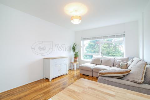 undefined, South Norwood Hill, South Norwood, SE25 6DR