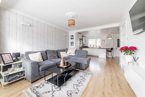 2 bedroom end of terrace house for sale, Chapel Place, Seaton Burn, Newcastle Upon Tyne, NE13
