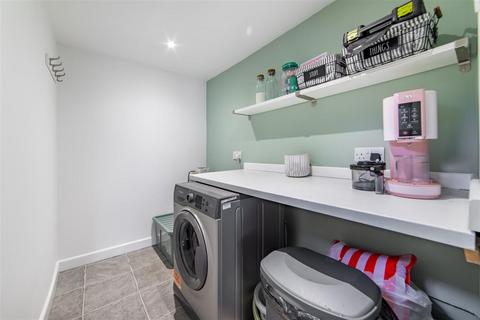 2 bedroom end of terrace house for sale, Chapel Place, Seaton Burn, Newcastle Upon Tyne, NE13