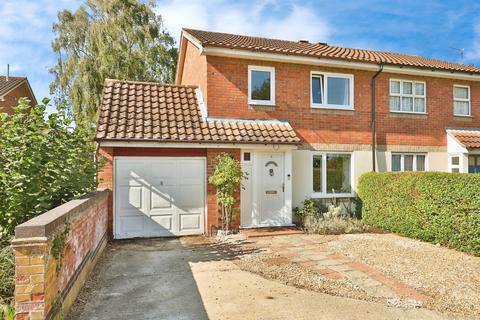 3 bedroom semi-detached house for sale, Becketts Court, Wymondham