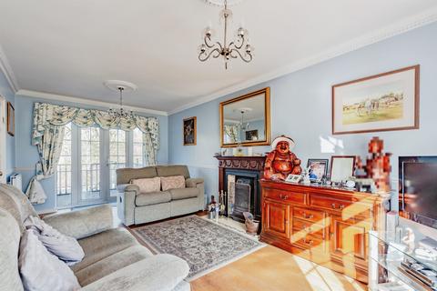 4 bedroom detached house for sale, Milton Crescent, East Grinstead