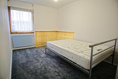 2 bedroom flat to rent, 2-Bed Flat to Let on Murray Street, Preston