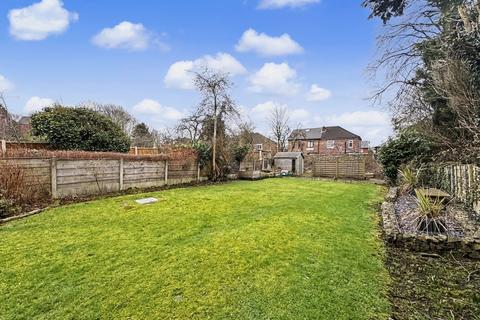 4 bedroom end of terrace house for sale, Glebelands Road, Prestwich, M25