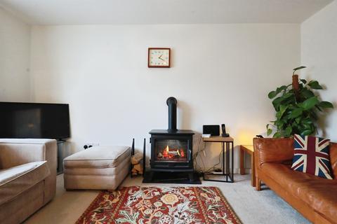 undefined, Albert Court, Warwick