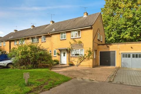 3 bedroom end of terrace house for sale, Honeycroft, Welwyn Garden City