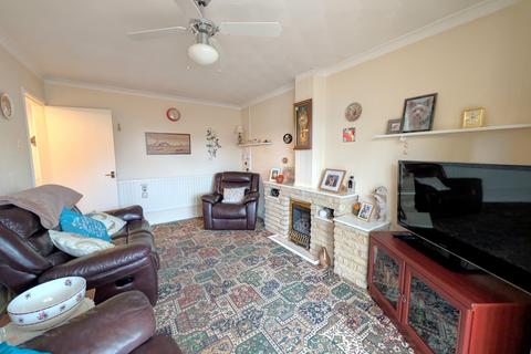 2 bedroom end of terrace house for sale, Scotts Close, Skegness, PE25
