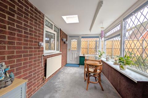 2 bedroom end of terrace house for sale, Scotts Close, Skegness, PE25