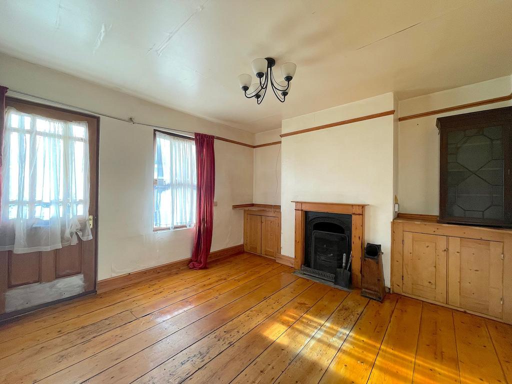Living Room (1)