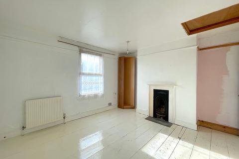 1 bedroom end of terrace house for sale, Ospringe Road, Faversham, ME13