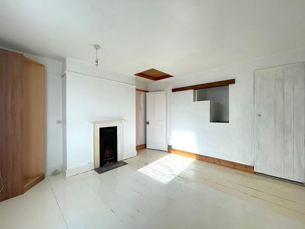Bedroom One (2)