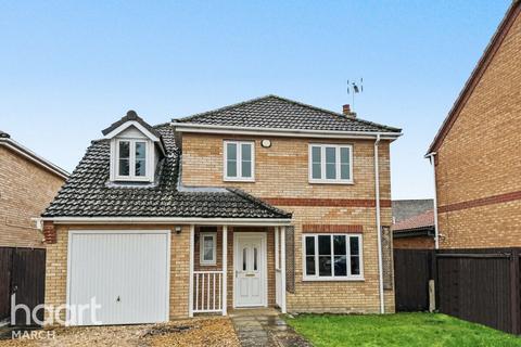 4 bedroom detached house for sale, New Road, Chatteris