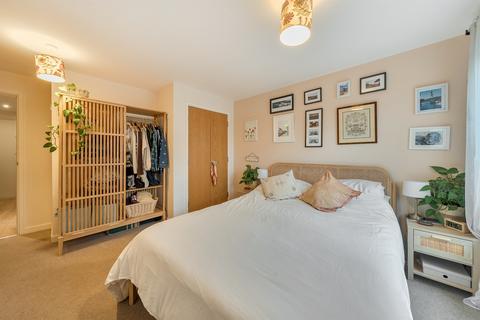 2 bedroom apartment for sale, Henry Road, London