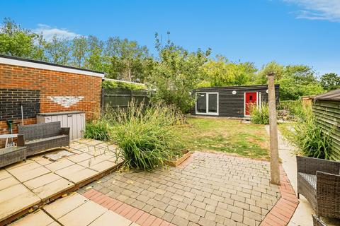 undefined, Springhill Road, Grendon Underwood, Aylesbury