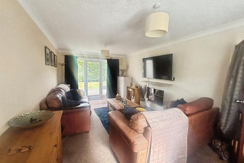 4 bedroom end of terrace house for sale, Mons Road, LINCOLN