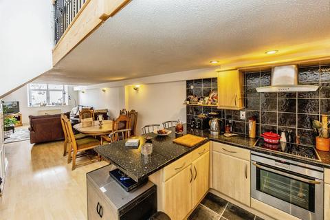 2 bedroom apartment for sale, Rishworth Mill Lane, Rishworth, Sowerby Bridge