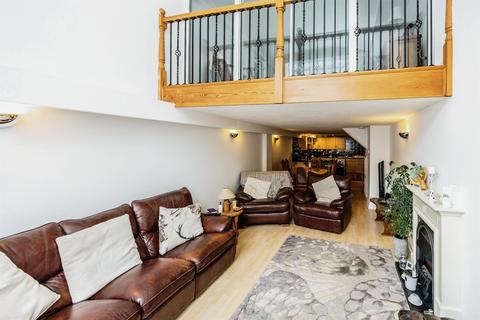2 bedroom apartment for sale, Rishworth Mill Lane, Rishworth, Sowerby Bridge