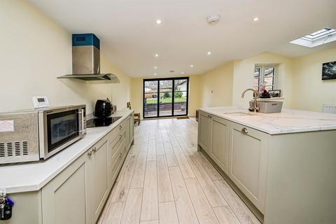 undefined, Church End, Haddenham, Aylesbury