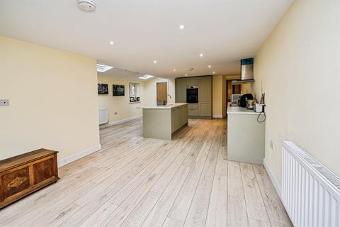 undefined, Church End, Haddenham, Aylesbury