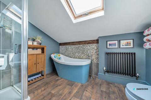 4 bedroom property for sale, Carmarthen Road, Fforest, Pontarddulais, Swansea