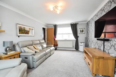 3 bedroom detached house for sale, Hunt Road, Earls Colne, Colchester