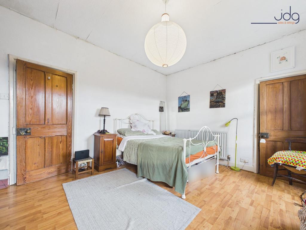 Double Bedroom 1