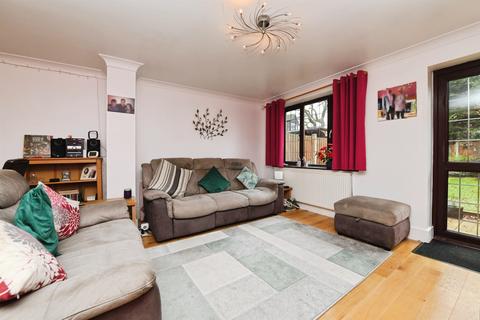 3 bedroom link detached house for sale, Brockenhurst Way, Bicknacre, Chelmsford