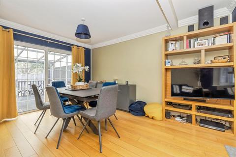 3 bedroom semi-detached house for sale, Denham Way, Maple Cross, Rickmansworth