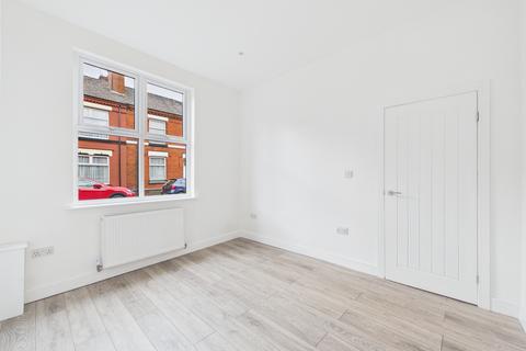 3 bedroom terraced house for sale, Hardshaw Street, St Helens Central, St Helens, WA10