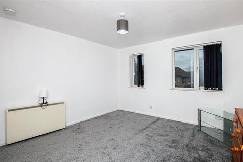 1 bedroom apartment to rent, Pettingrew Close, Milton Keynes MK7