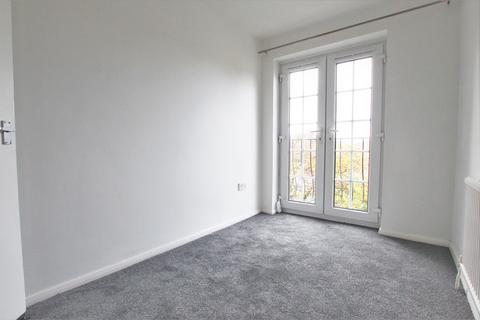 2 bedroom flat for sale, Crofton Way, Enfield