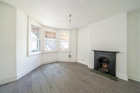 1 bedroom flat for sale, Muswell Hill Road, London