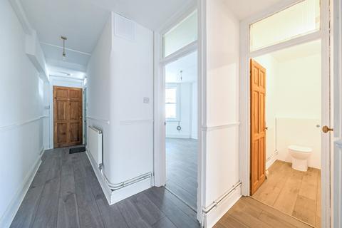 1 bedroom flat for sale, Muswell Hill Road, London
