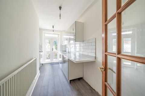 1 bedroom flat for sale, Muswell Hill Road, London