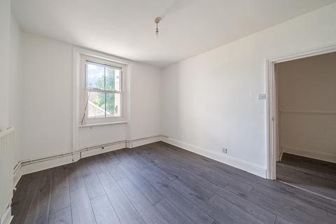 1 bedroom flat for sale, Muswell Hill Road, London