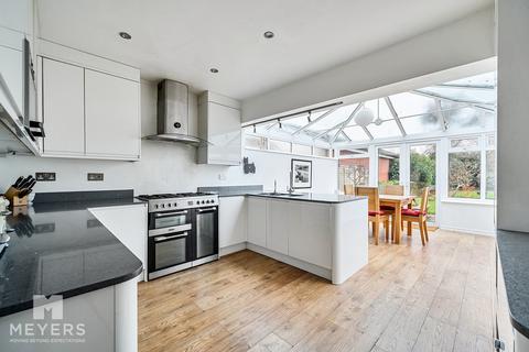 4 bedroom detached house for sale, Ferndown BH22