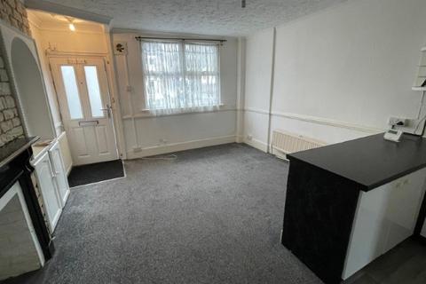 1 bedroom ground floor flat for sale, 159 North Road, Westcliff-On-Sea, Essex SS0 7AF