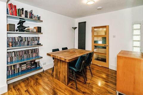 2 bedroom terraced house for sale, Freshbrook Road, LANCING