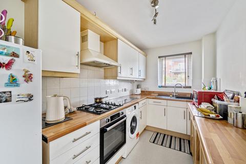 2 bedroom apartment for sale, Avenel Way, Poole, Dorset