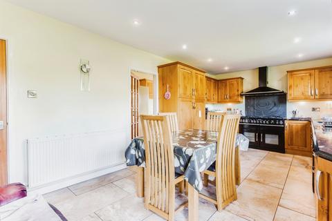 6 bedroom detached house for sale, Finkle Close, Woolley, Wakefield