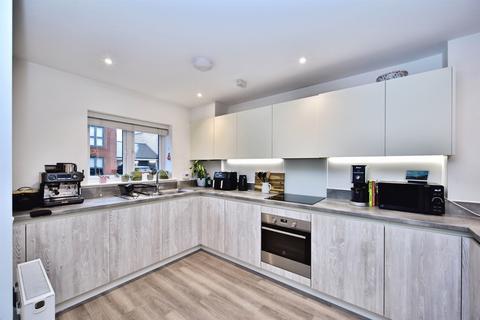 3 bedroom terraced house for sale, Ruton Square, Kings Hill, West Malling