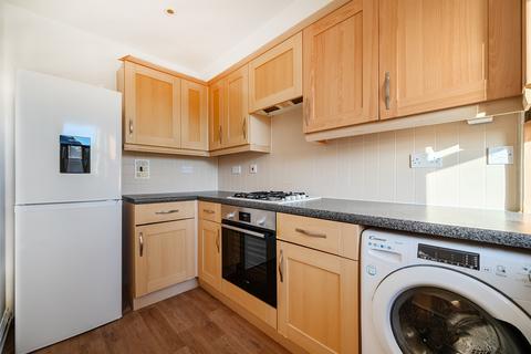 1 bedroom apartment for sale, Cobham Close, Enfield