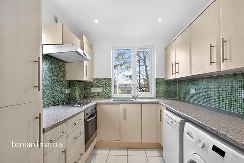 2 bedroom maisonette for sale, Shelbourne Road, London