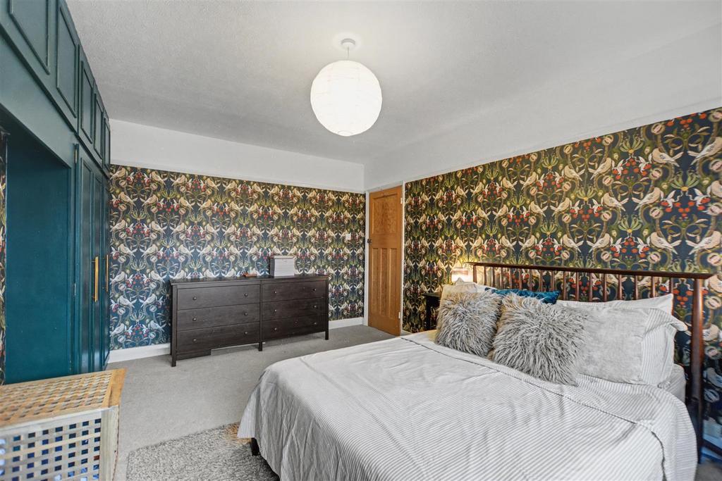 Bedroom 1 2.jpeg
