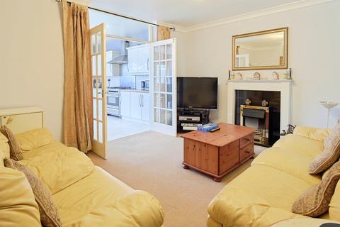 6 bedroom semi-detached house for sale, Perry Hill Road, Oldbury