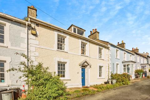 Marine Terrace, Ceredigion SA45