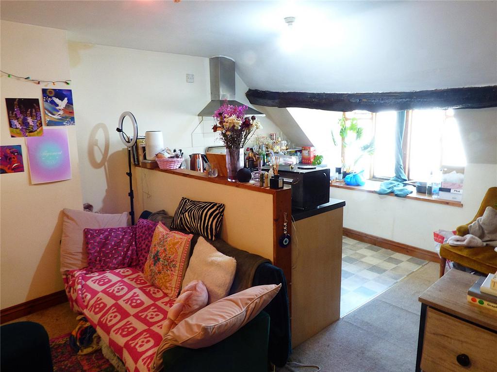Top Floor Flat