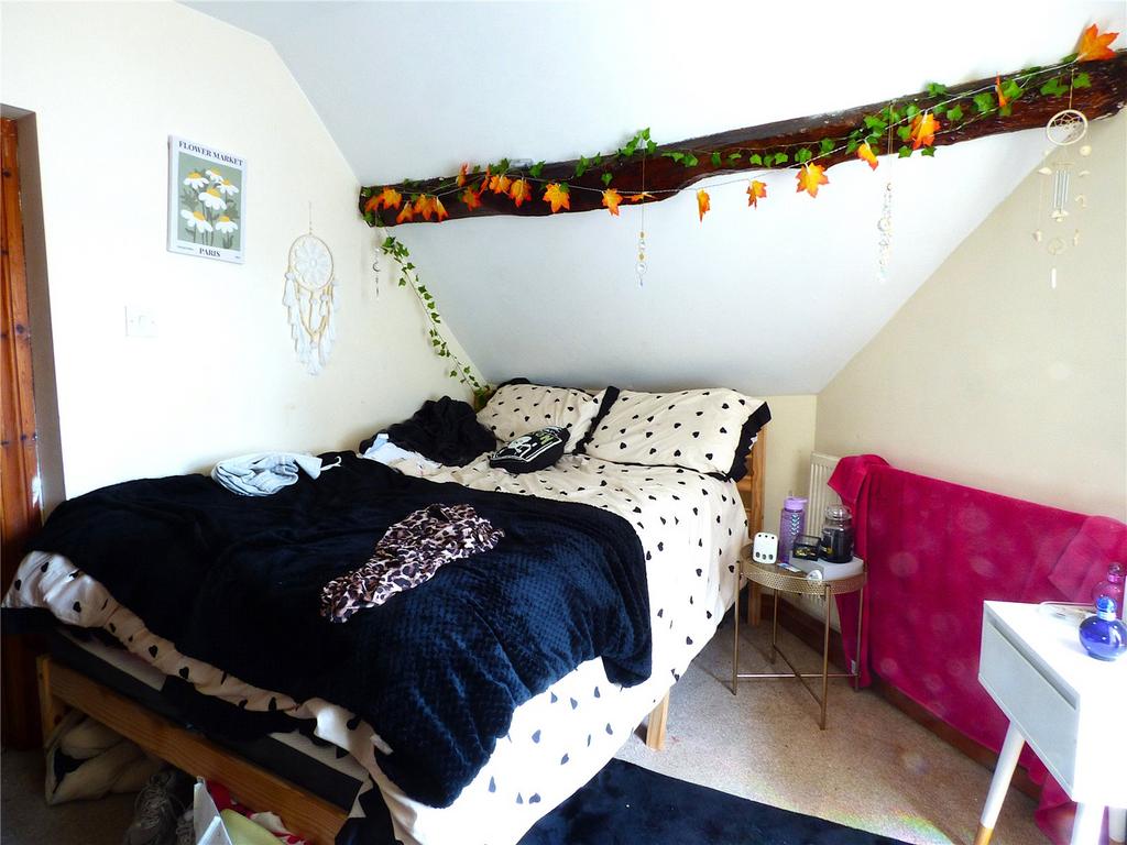 Top Floor Flat