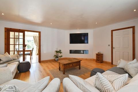 5 bedroom detached house for sale, Wernoleu Road, Ammanford SA18