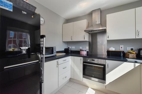 2 bedroom semi-detached house for sale, Heol Y Gigfran, Llanelli SA14